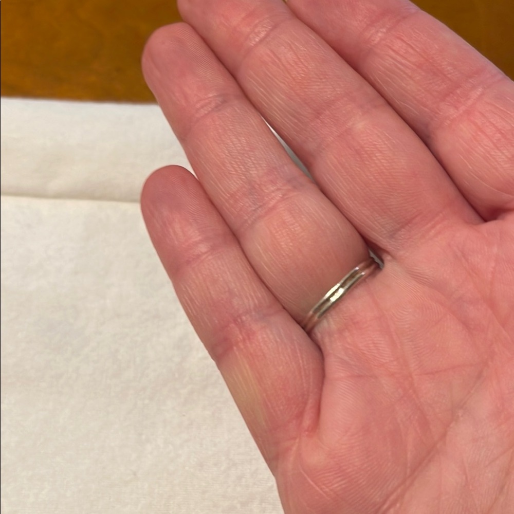 Sterling Silver Moonstone Ring - Picture 3 of 3